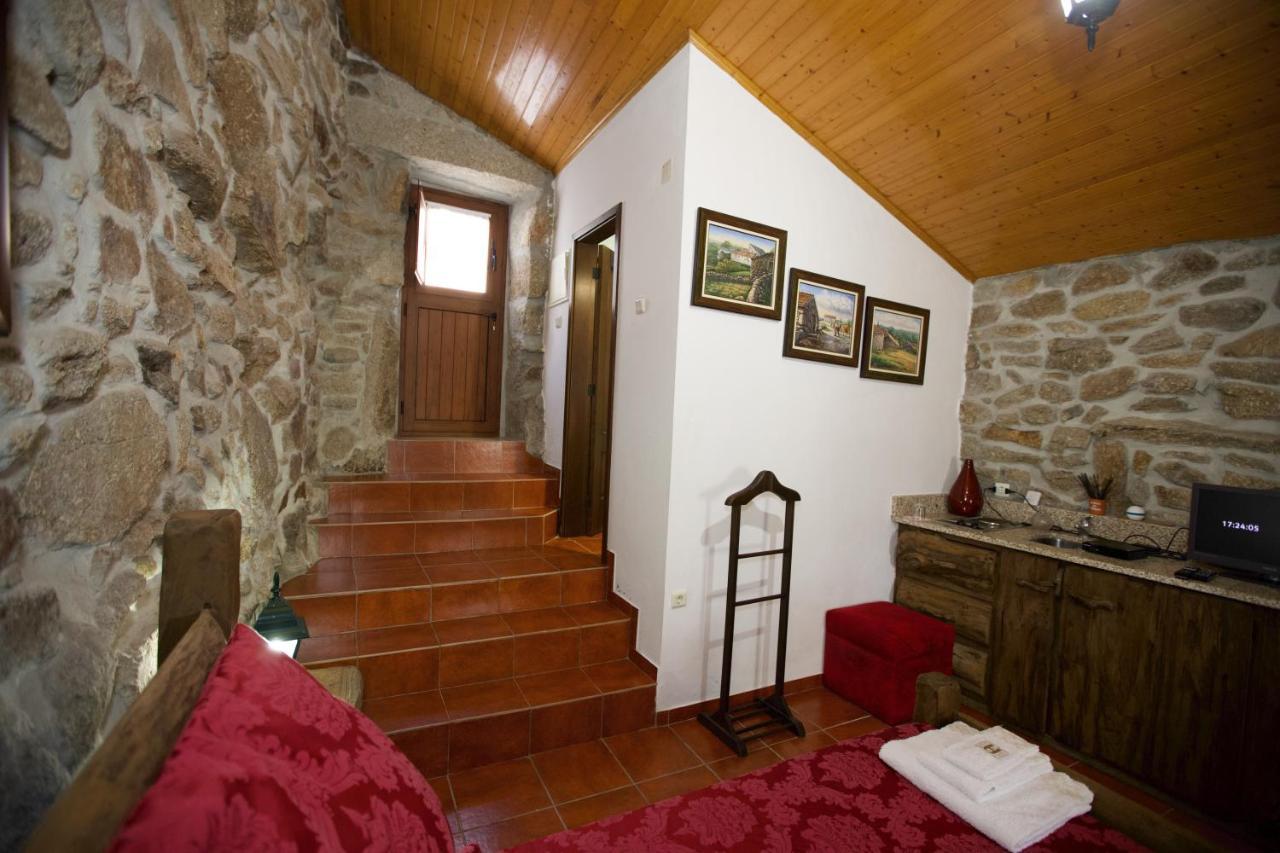 Aldeia Do Codecal Hostal Codecal  Exterior foto