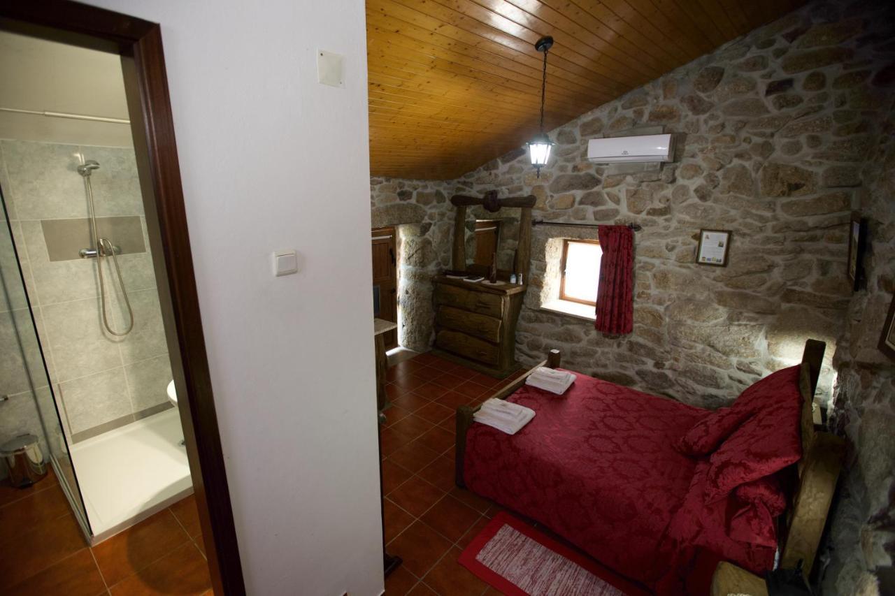 Aldeia Do Codecal Hostal Codecal  Exterior foto