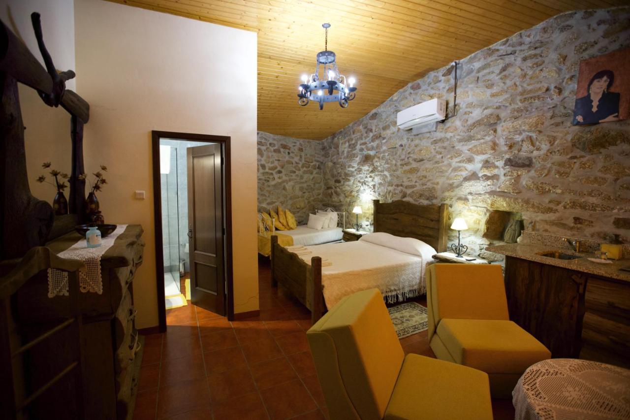 Aldeia Do Codecal Hostal Codecal  Exterior foto